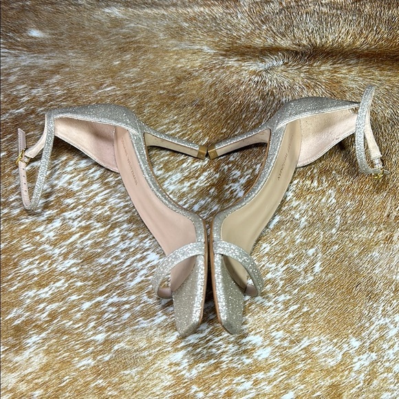 EUC Stuart Weitzman Nudistcurve 4” US 5, Silver Glitter Heels Sparkle Stiletto - Picture 12 of 14
